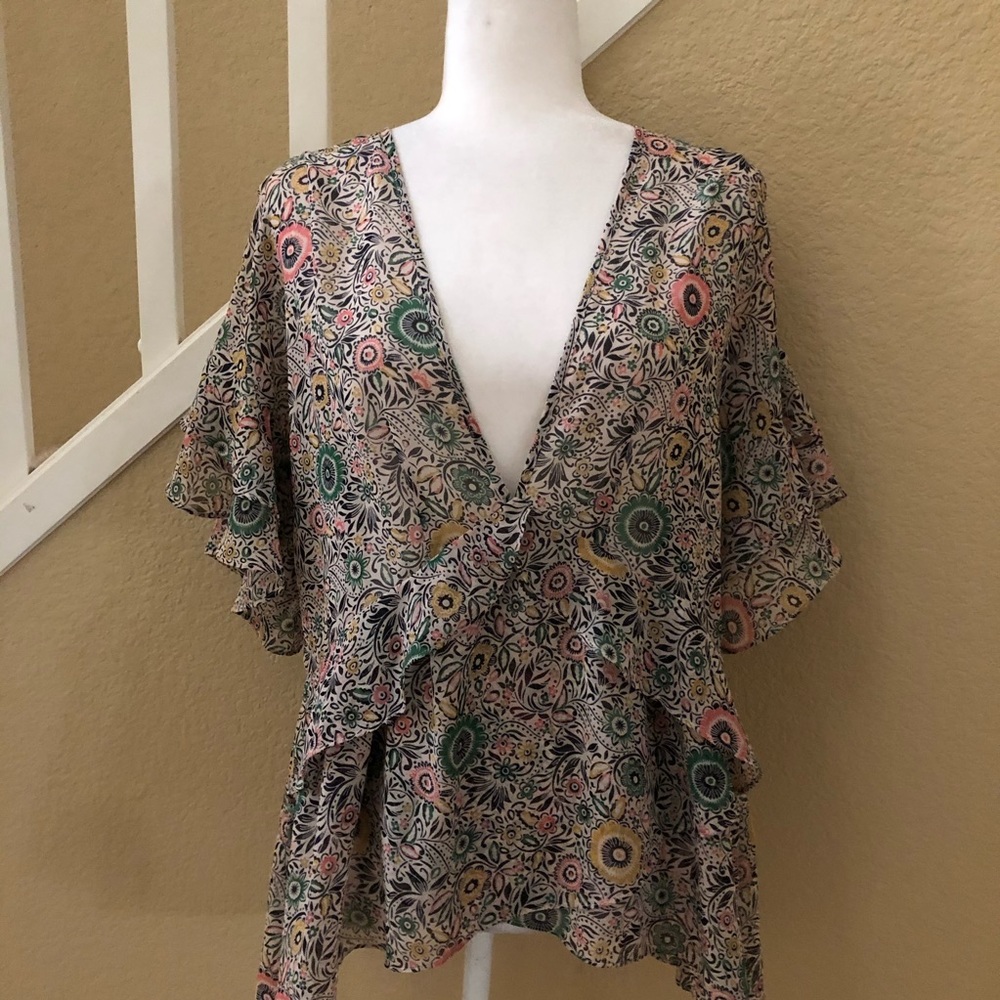 Cabi flowy floral top